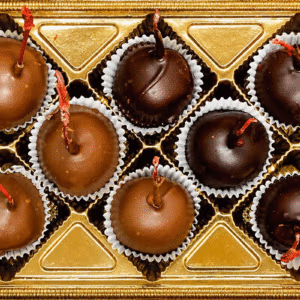 Old-Fashioned Chocolate Cherry Cordials